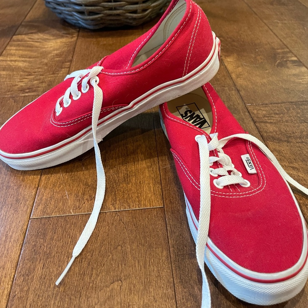 Women’s Vans Size 9